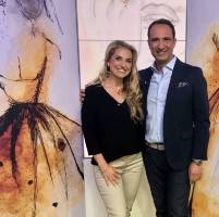 HSE24 TV-Exprert David Gilardy with TV-Host Magdalena Voigt