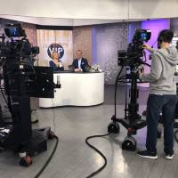 Jewelry TV-Exprert David Gilardy with TV-Host Clarissa Jungbluth in HSE24 Studios