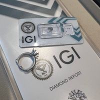 Frisch gegossener Verlobungsring aus Platin 950 mit IGI Brillant